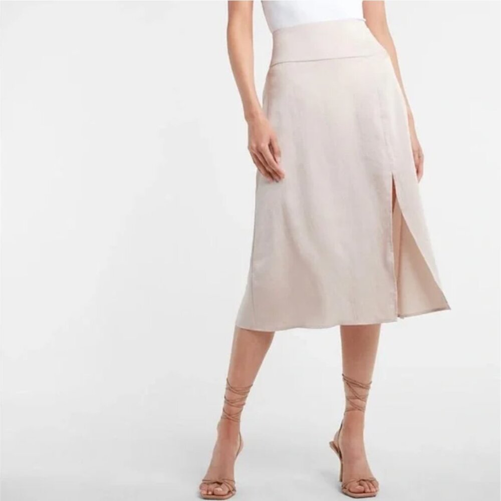 NWT Express Light Pink Midi Skirt with slit - Size 6
